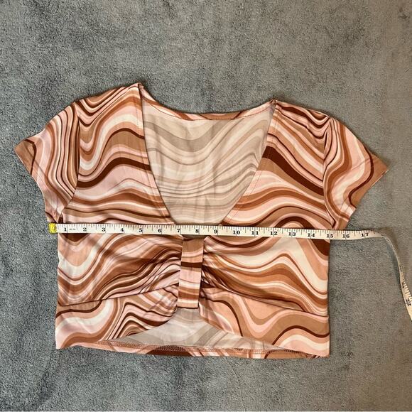 No Boundaries Marble Groovy 90s Basic Crop Top Rave Concert Event Size Small - Picture 9 of 13